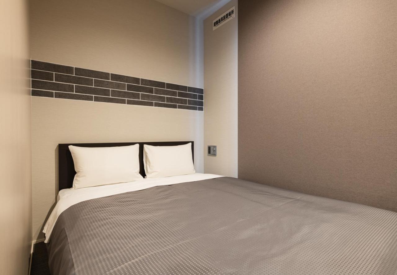 Grand Base Hakata Naraya Hotel Fukuoka  Bagian luar foto