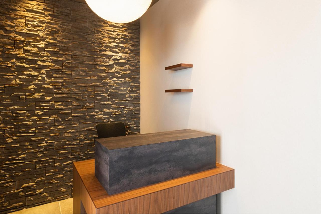 Grand Base Hakata Naraya Hotel Fukuoka  Bagian luar foto